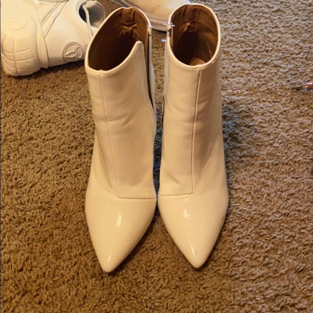 Quipid White Heeled Booties